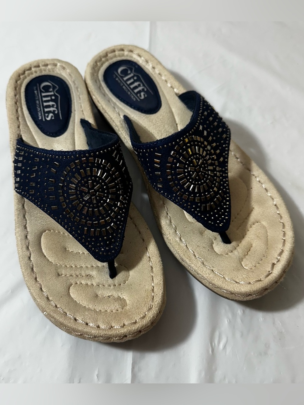 Cliffs by WHITE MOUNTAIN Navy Embellished Thong Sandals Size 7